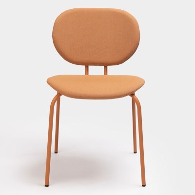 Frontal Silla Hari tapizada de Ondarreta en Moises Showroom Frontal Silla Hari tapizada de Ondarreta en Moises Showroom