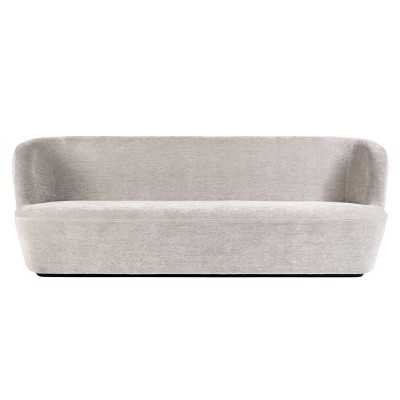 Sofá Stay with base blanco de Gubi en Moises Showroom Sofá Stay with base blanco de Gubi en Moises Showroom