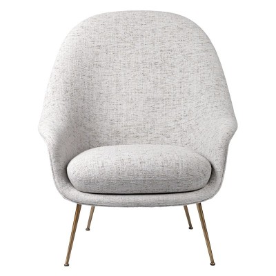 Sillón Bat de Gubi con respaldo alto en Moises Showroom Sillón Bat de Gubi con respaldo alto en Moises Showroom