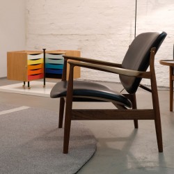 Ambiente 2 glove cabinet de Finn Juhl Ambiente 2 glove cabinet de Finn Juhl