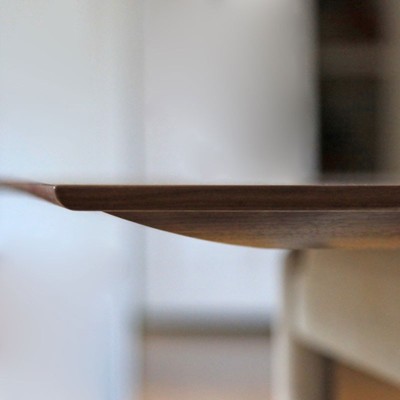 Detalle canto mesa Kaufmann Detalle canto mesa Kaufmann