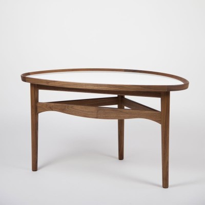 Mesa de centro Eye Table de Finn Juhl en Moises Showroom Mesa de centro Eye Table de Finn Juhl en Moises Showroom