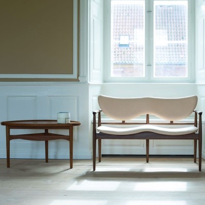 Mesa de centro Eye Table de Finn Juhl en Moises Showroom Mesa de centro Eye Table de Finn Juhl en Moises Showroom