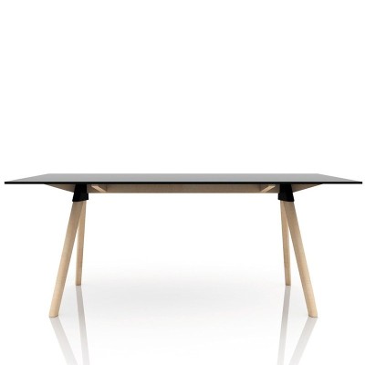 Mesa Butch Magis sobre negro patas haya Mesa Butch Magis sobre negro patas haya