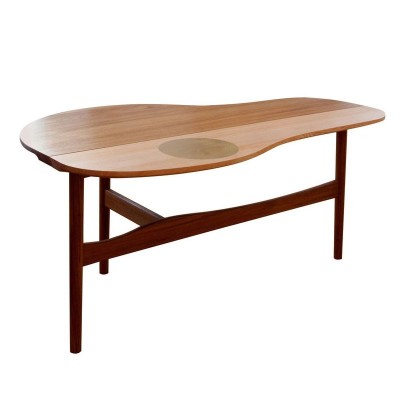 Butterfly table de House of Finn Juhl abierta en Moises Showroom Butterfly table de House of Finn Juhl abierta en Moises Showroom