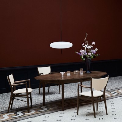 Mesa Silver Table de House of Finn Juhl Mesa Silver Table de House of Finn Juhl