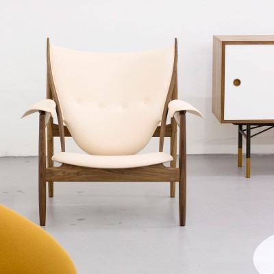 Chieftain chair de Finn Juhl tapizado piel madera nogal en Moises Showroom Chieftain chair de Finn Juhl tapizado piel madera nogal en Moises Showroom