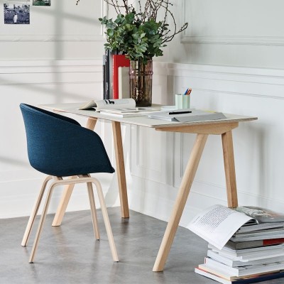 Mesa de escritorio Copenhague CPH 90 Desk de HAY en Moises Showroom Mesa de escritorio Copenhague CPH 90 Desk de HAY en Moises Showroom