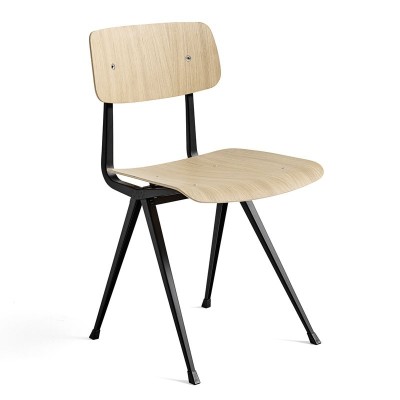 Silla Result de HAY roble barnizado mate y estructura negro en Moises Showroom Silla Result de HAY roble barnizado mate y estructura negro en Moises Showroom