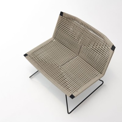 Butaca Neil Twist Armchair de MDF Italia color Crudo Butaca Neil Twist Armchair de MDF Italia color Crudo