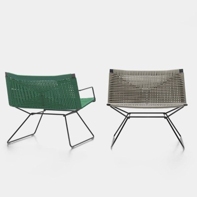 Butaca Neil Twist Armchair de MDF Italia color verde inglés Butaca Neil Twist Armchair de MDF Italia color verde inglés