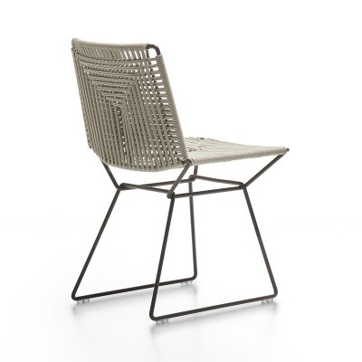 Silla Neil Twist Chair de MDF Italia crudo estructura negro Silla Neil Twist Chair de MDF Italia crudo estructura negro