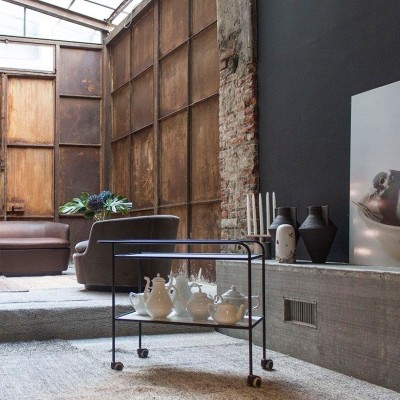 ambiente con camarera Steel pipe Cappellini ambiente con camarera Steel pipe Cappellini