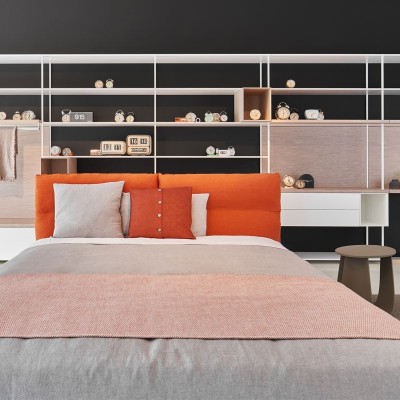 Cama Yale bed de MDF Italia en Moises Showroom Cama Yale bed de MDF Italia en Moises Showroom