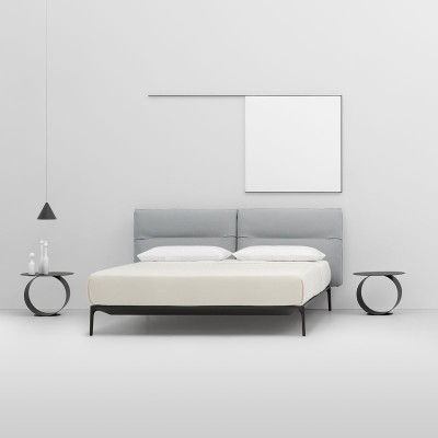Cama Yale bed de MDF Italia en Moises Showroom Cama Yale bed de MDF Italia en Moises Showroom