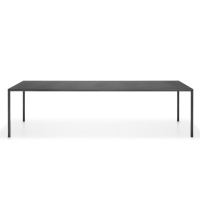 Mesa Tense Outdoor de MDF Italia color negro en Moises Showroom
