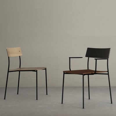 Silla Alex V1 de Omelette-Ed en Moises Showroom Silla Alex V1 de Omelette-Ed en Moises Showroom
