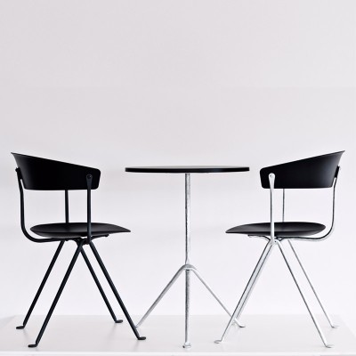 ambiente sillas Officina polipropileno negra Magis ambiente sillas Officina polipropileno negra Magis