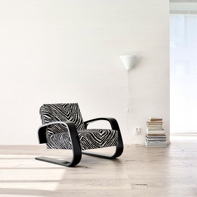 sillón 400 Tank brazo abedul lacado negro tapizado piel Artek sillón 400 Tank brazo abedul lacado negro tapizado piel Artek