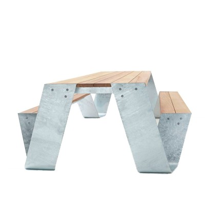 Mesa Hopper Picnic madera iroko color galvanizado de Extremis Mesa Hopper Picnic madera iroko color galvanizado de Extremis
