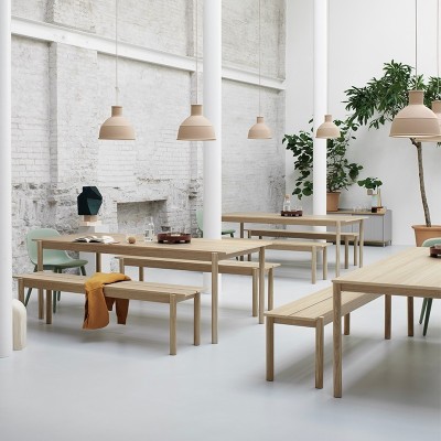 Tavolo lineare Wood di Muuto Tavolo lineare Wood di Muuto