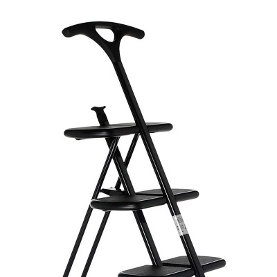 Escalera Tiramisu Kartell abierta Escalera Tiramisu Kartell abierta