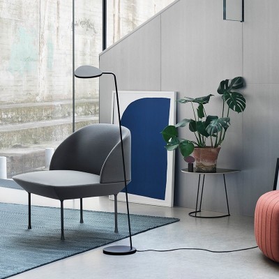 Candeeiro de pé em folha by Muuto Candeeiro de pé em folha by Muuto