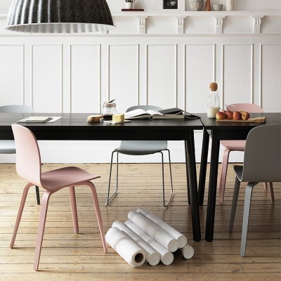 Visu chair wood base de Muuto en Moises Showroom Visu chair wood base de Muuto en Moises Showroom