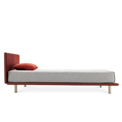 Zanotta cama Milano