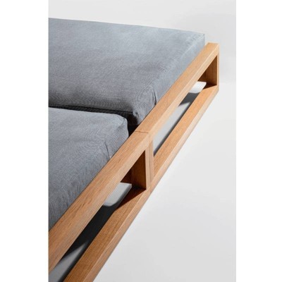 Cama apilable Guest de Zeitraum en Moises Showroom Cama apilable Guest de Zeitraum en Moises Showroom
