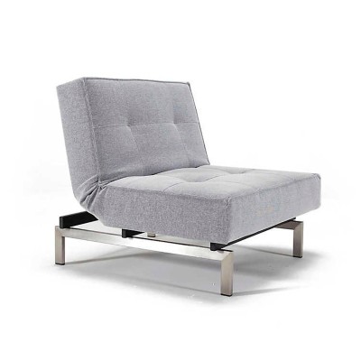 Poltrona com encosto dividido com pernas de metal Inovação Poltrona com encosto dividido com pernas de metal Inovação