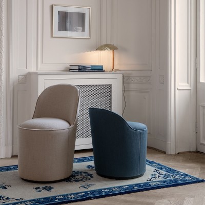 Lámpara de mesa 5321 de Gubi en Moises Showroom Lámpara de mesa 5321 de Gubi en Moises Showroom