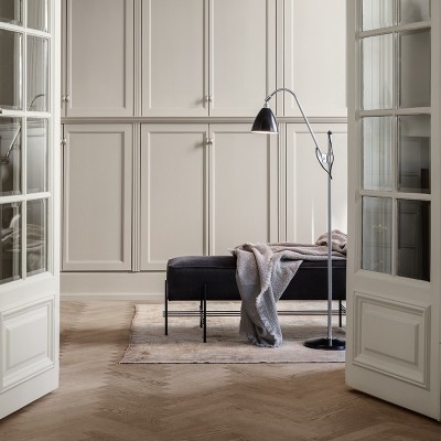 Pouf TS Rectangular de Gubi en Moises Showroom Pouf TS Rectangular de Gubi en Moises Showroom