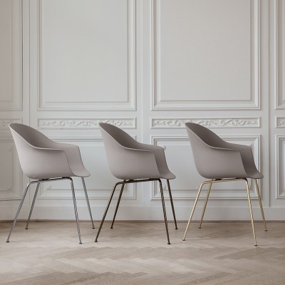 Silla Bat Dining Chair en Moises Showroom Silla Bat Dining Chair en Moises Showroom