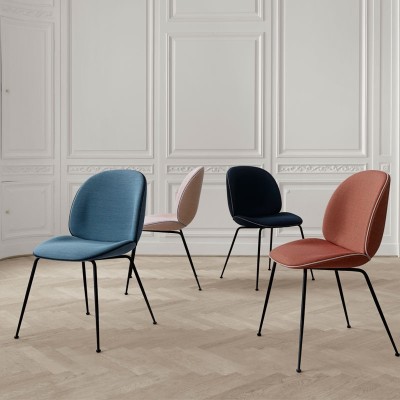 Silla Beetle tapizado integral de Gubi en Moises Showroom