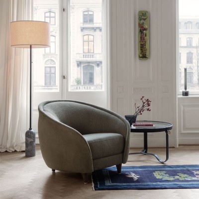 Lámpara de pie Gravity Floor Lamp marble de Gubi en Moises Showroom Lámpara de pie Gravity Floor Lamp marble de Gubi en Moises Showroom