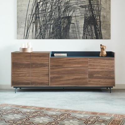 Aparador Valley de teulat con 3 puertas y 3 cajones nogal + azul oscuro en Moises Showroom