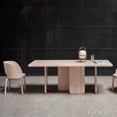 Mesa comedor rectangular ARQ de Teulat en Moises Showroom Mesa comedor rectangular ARQ de Teulat en Moises Showroom