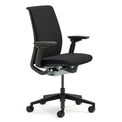 Silla de oficina Think de Steelcase en Moises Showroom Silla de oficina Think de Steelcase en Moises Showroom