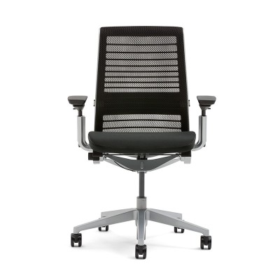 Silla Think de Steelcase con respaldo de malla en Moises Showroom Silla Think de Steelcase con respaldo de malla en Moises Showroom