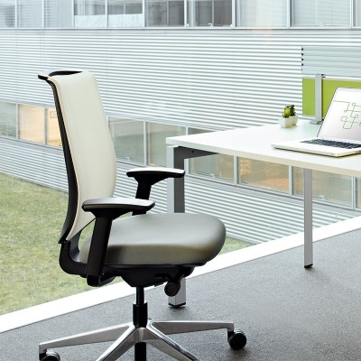 Cadeira de trabalho aéreo por Steelcase Cadeira de trabalho aéreo por Steelcase