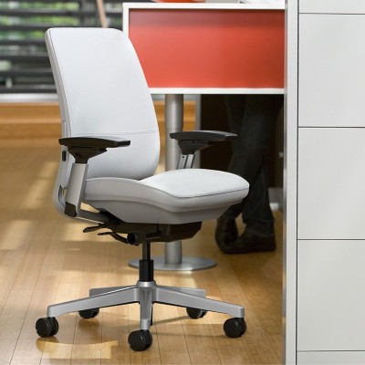 Amia work chair by Steelcase Amia work chair by Steelcase