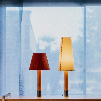 Basic Santa & Cole Table Lamp Basic Santa & Cole Table Lamp