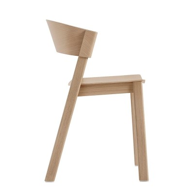 Silla Cover side chair roble de Muuto en Moises Showroom Silla Cover side chair roble de Muuto en Moises Showroom