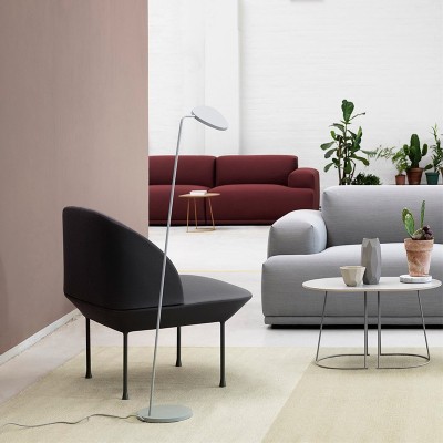 Oslo Lounge chair de Muuto en Moises Showroom Oslo Lounge chair de Muuto en Moises Showroom