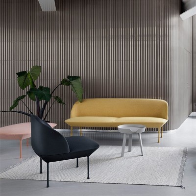 Oslo Lounge chair de Muuto en Moises Showroom Oslo Lounge chair de Muuto en Moises Showroom