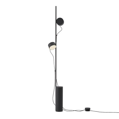 Lámpara de pie Post Floor Lamp de Muuto en Moises Showroom Lámpara de pie Post Floor Lamp de Muuto en Moises Showroom