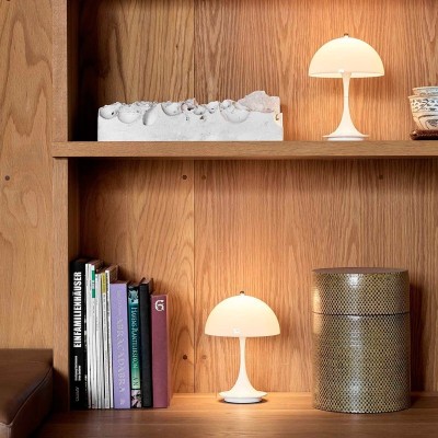 estantería Panthella Louis Poulsen portable lamp estantería Panthella Louis Poulsen portable lamp