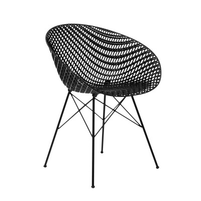 Silla Smatrik Negro de Kartell en Moises Showroom Silla Smatrik Negro de Kartell en Moises Showroom