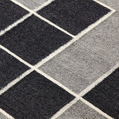 Alfombra Kilim Modica Grey de Gan Rugs en Moises Showroom Alfombra Kilim Modica Grey de Gan Rugs en Moises Showroom